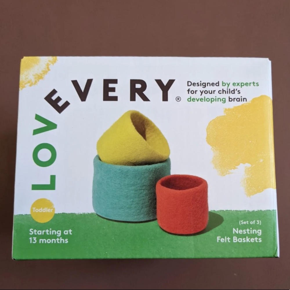 Lovevery nesting cups